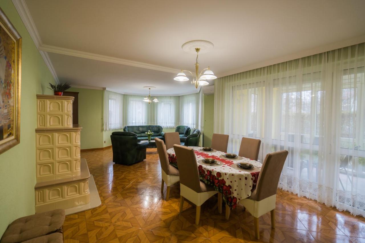 שיופוק Korponyi Villa מראה חיצוני תמונה