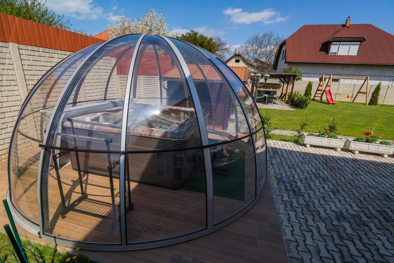 שיופוק Korponyi Villa מראה חיצוני תמונה