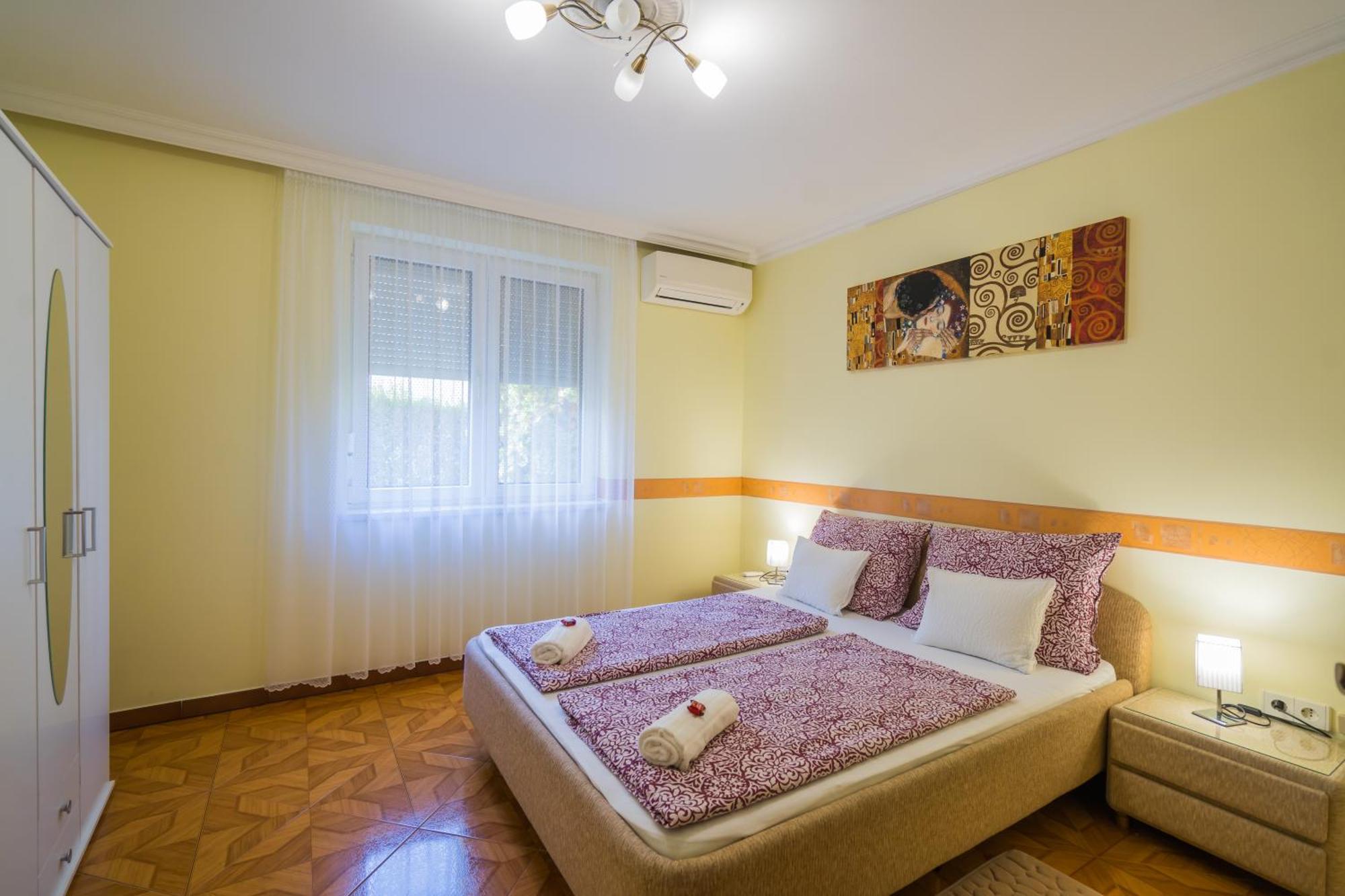 שיופוק Korponyi Villa מראה חיצוני תמונה